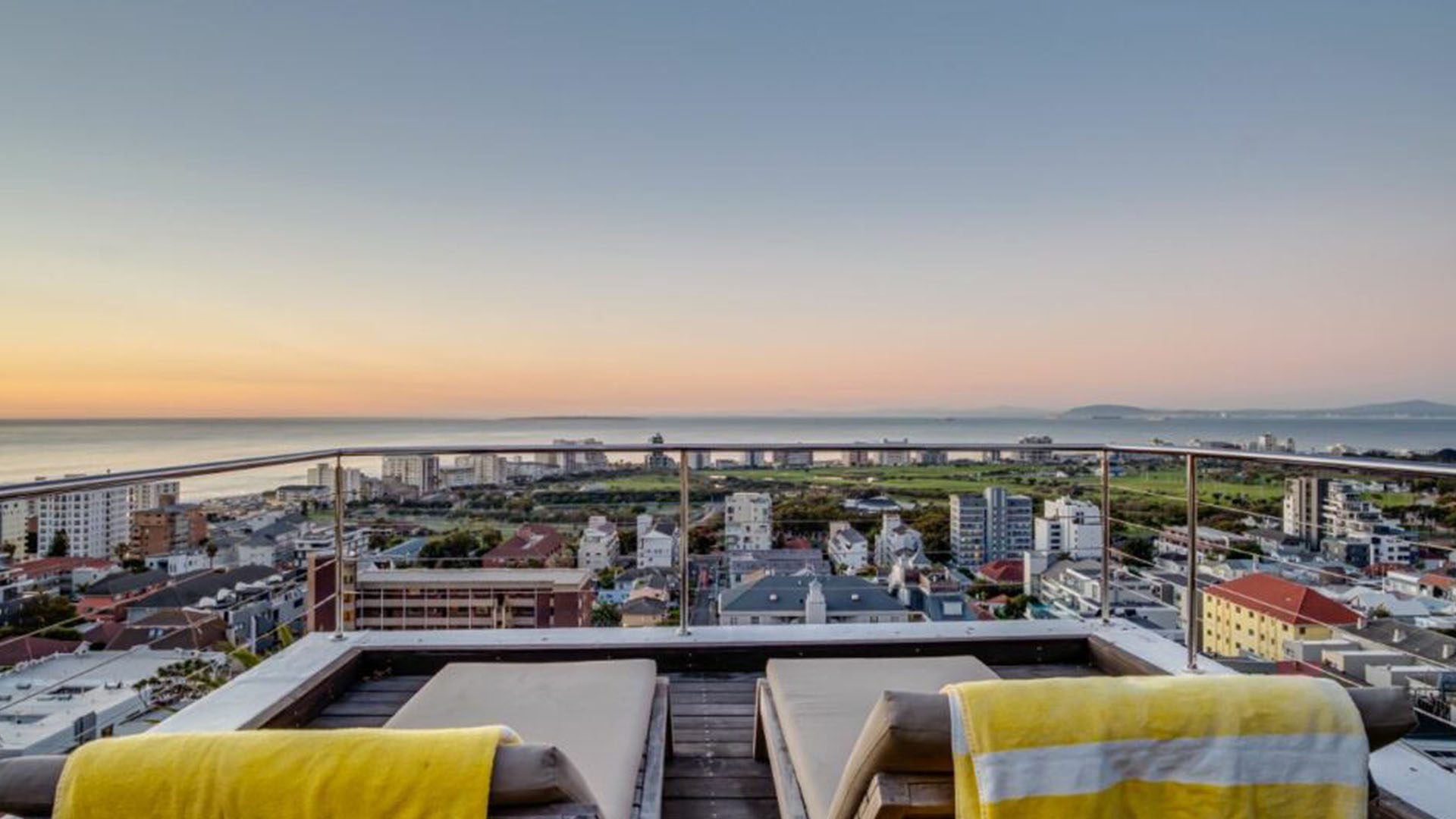 3 Degrees North Penthouse in Green Point