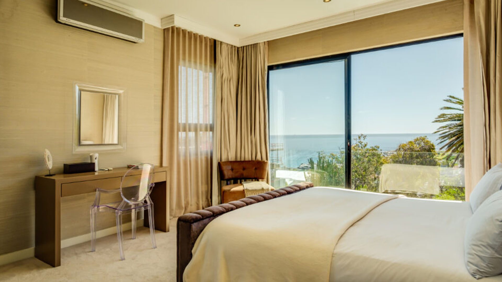Bayon House in Camps Bay